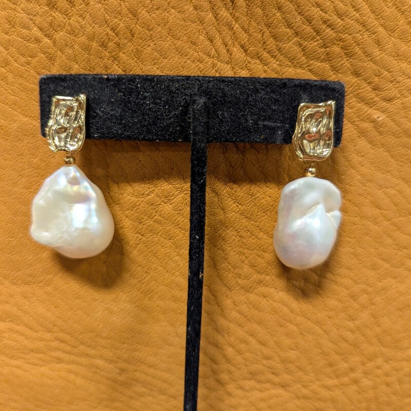 Fresh Water Pearl/14k