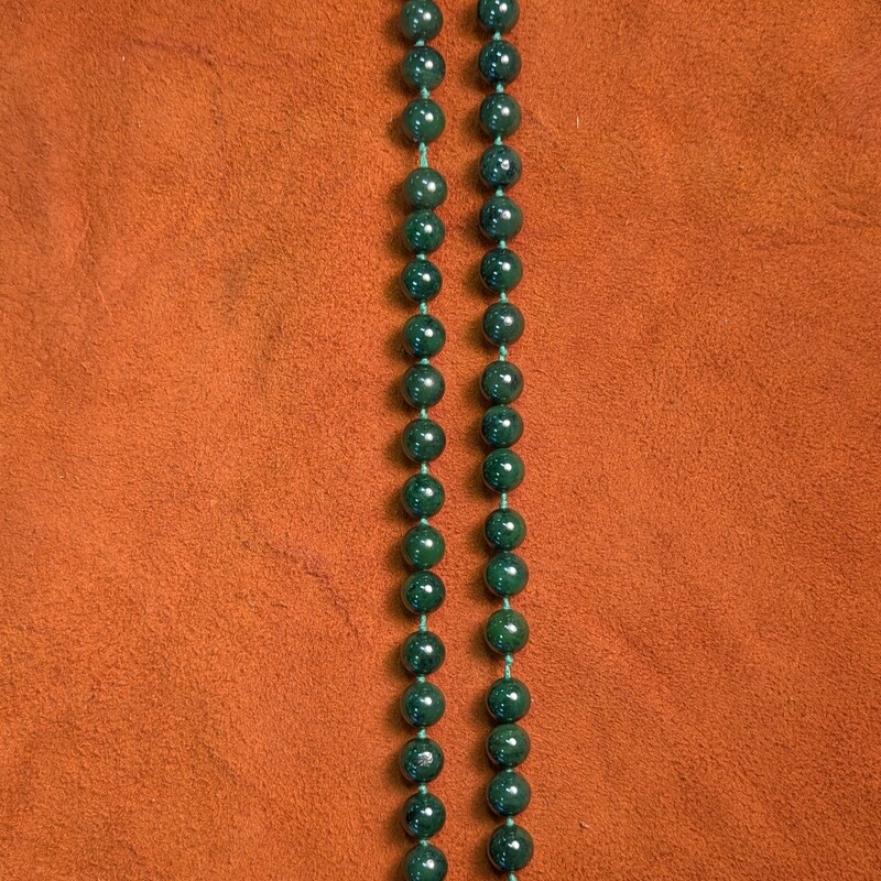 Jade Bead Necklace 24k clasp 14in long