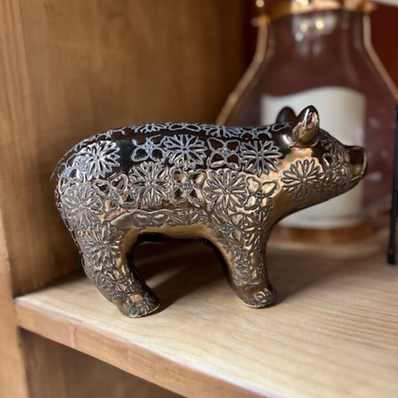 Metallic Floral Pig
Bronze Size: 3.5 x 9.5 x 6H