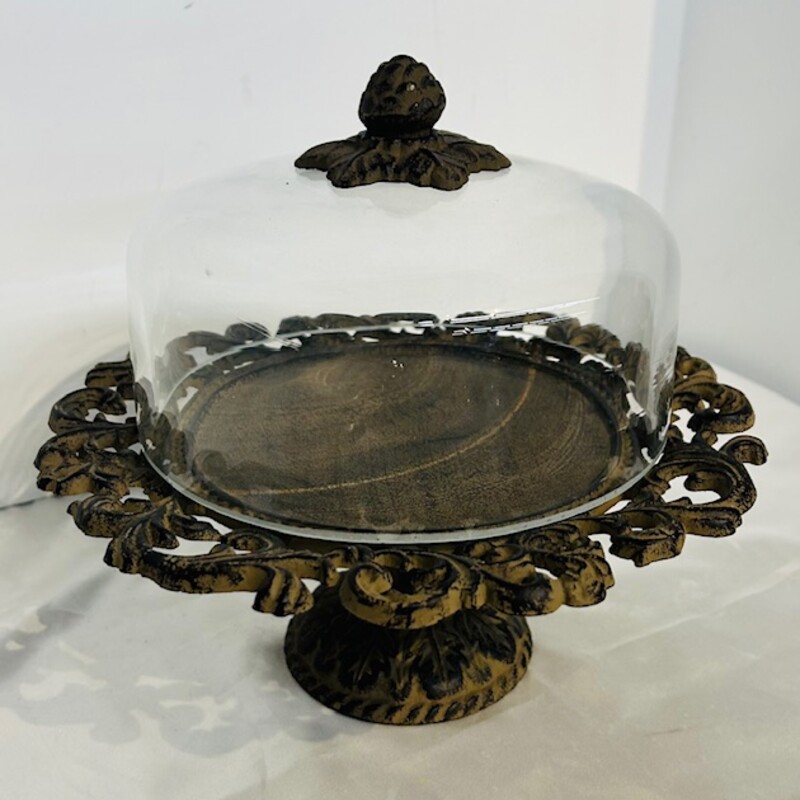 Gracious Goods Acanthus Metal Cake Stand with Glass Cloche
Brown Clear Size: 9 x 8H