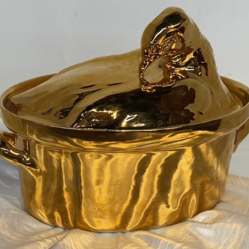 Hall Golden Goose Casserole Dish
Gold
Size: 8.5x6.5H