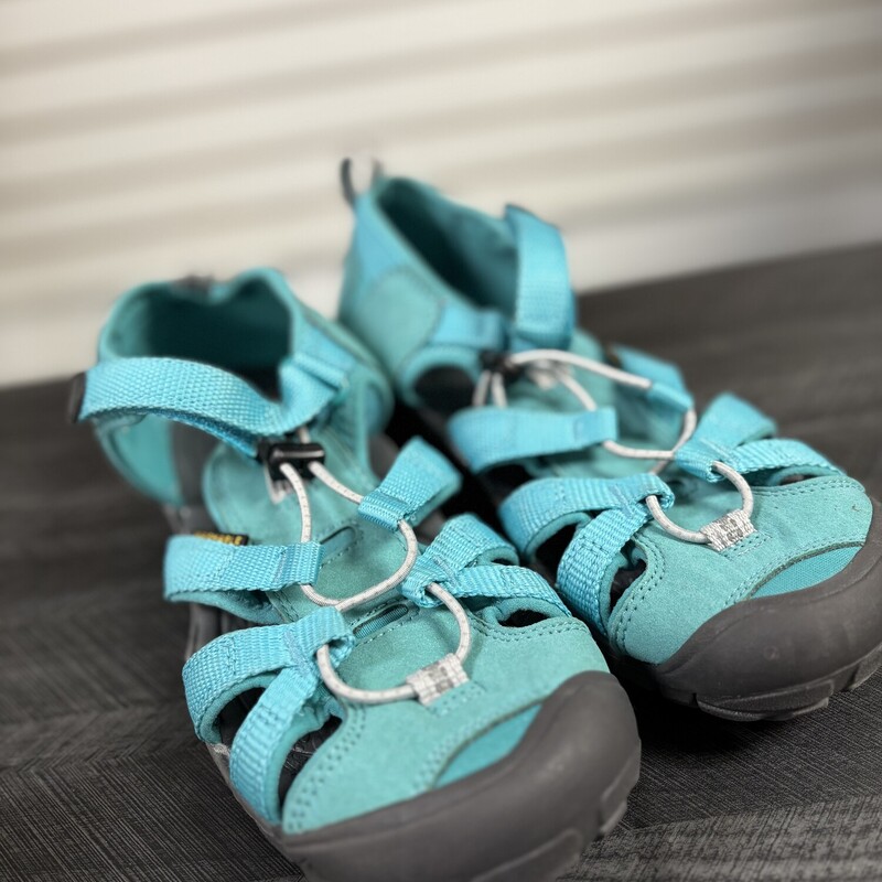 Teal Keen Shoes, Size: 4Y