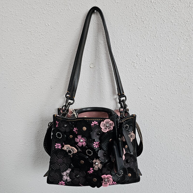 Coach Tea Rose Rogue, Blkpink, Size: Small