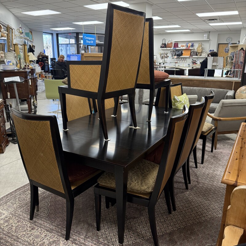 Swaim DiningTable &Chairs