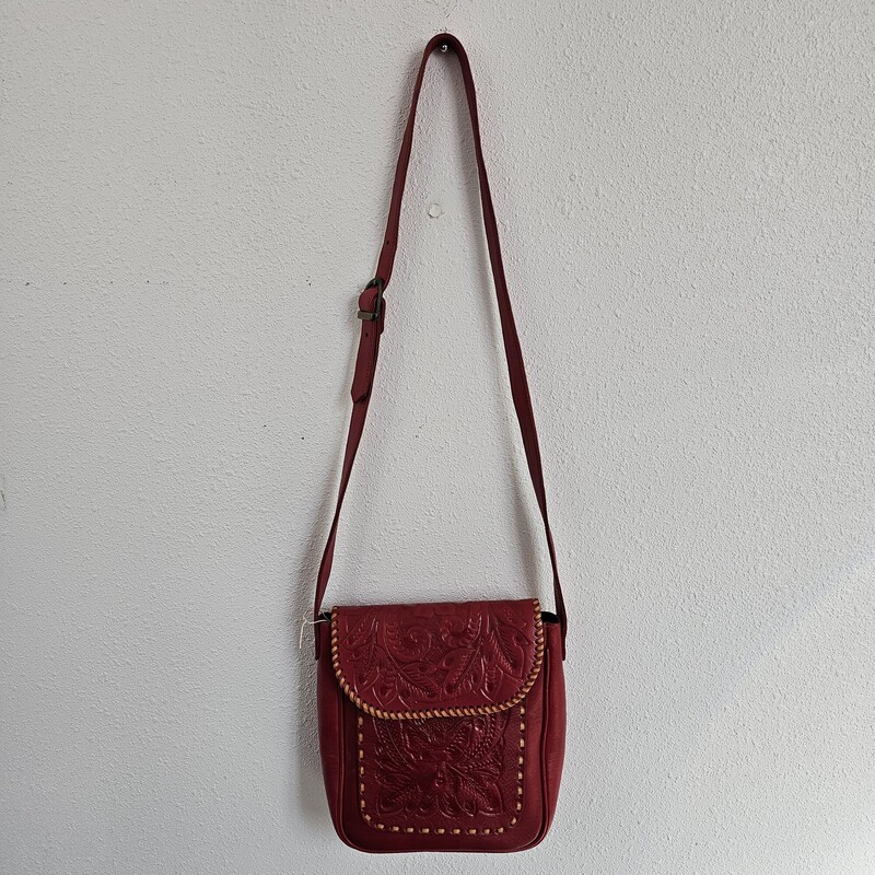 Alexis David Tooled, Red, Size: Crossbody