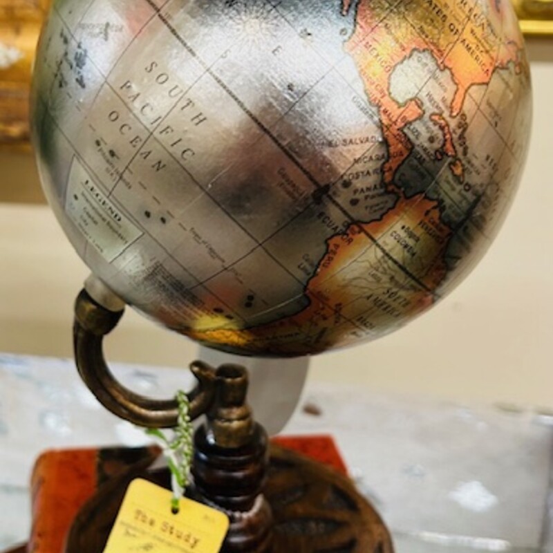 Foiled Globe On Wood Stand
Silver Brown Size: 5 x 9.5H