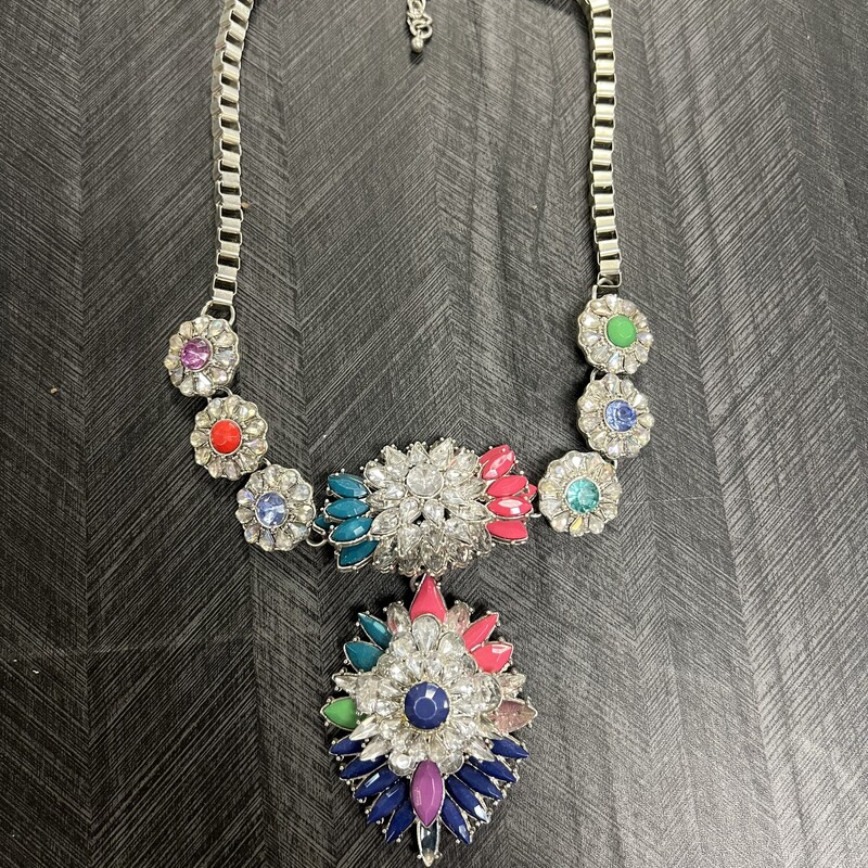 Vntg Multicolor Necklace