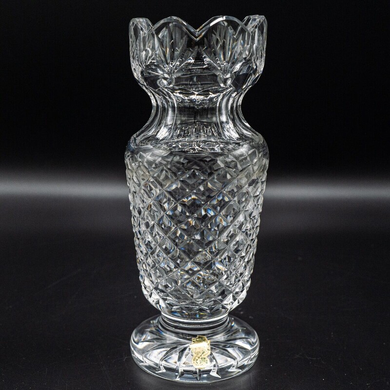 Waterford Scalloped Cut Footed Vase
Clear Size: 4 x 8.5H