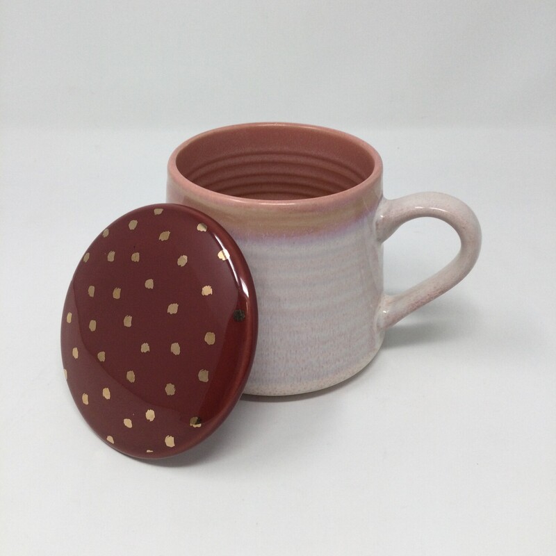 Ceramic Mug & Cover,
Pink/Red/Gold,
Size: 4 X 4 In