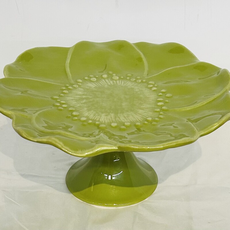 Flower Pedestal Stand
Green
Size: 11x5H