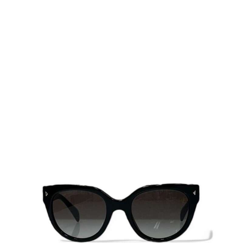 Prada Logo Spr170 Black Sunglasses

In good condition. Scratching to lens and frames.

Does not come with case or box.