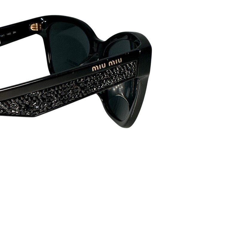 Miu Miu Black Sequin Sunglasses<br />
<br />
Style Code: SMU 06R-A,<br />
<br />
In very good condition. Some minor scratches on the lenses.<br />
<br />
Does not come with original pouch or box.