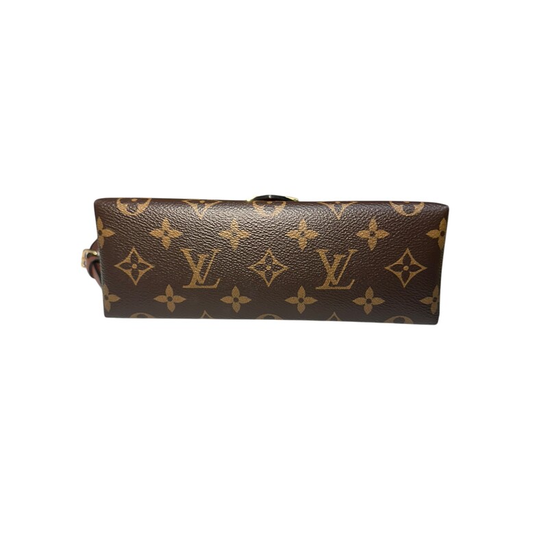 Louis Vuitton Locky BB Brown Bag

Date Code: Microchip. Entrupy certificate provided.

Dimensions: 7.9 L  x 6.3 H  x 3  W inches

In very good condition. Some marks on hardware and leather.

Comes with original dust bag. No box.