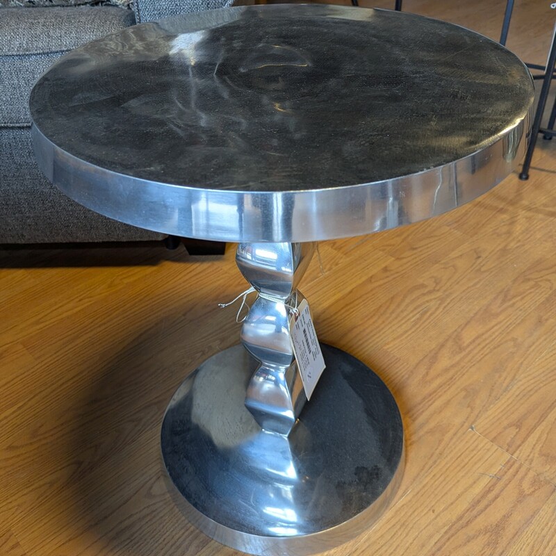 Aluminum Side Table, Silver, 17.5in Round x 21h