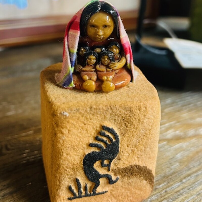 Sandstone Woman Block,
Tan Black Pink Size: 2 x 2 x 4H