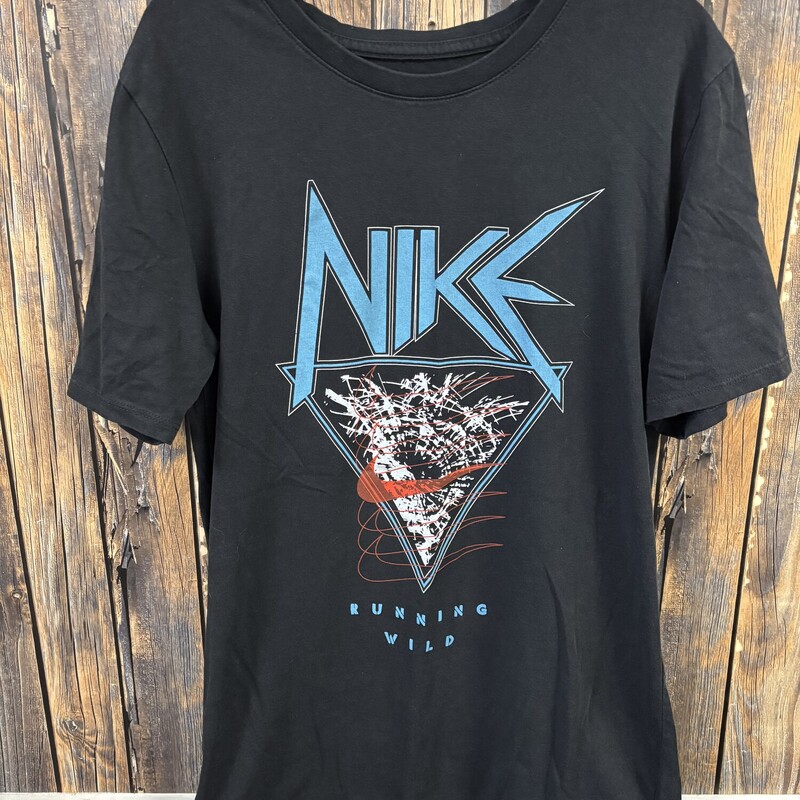 Nike World Tour Shirt, Size: Small