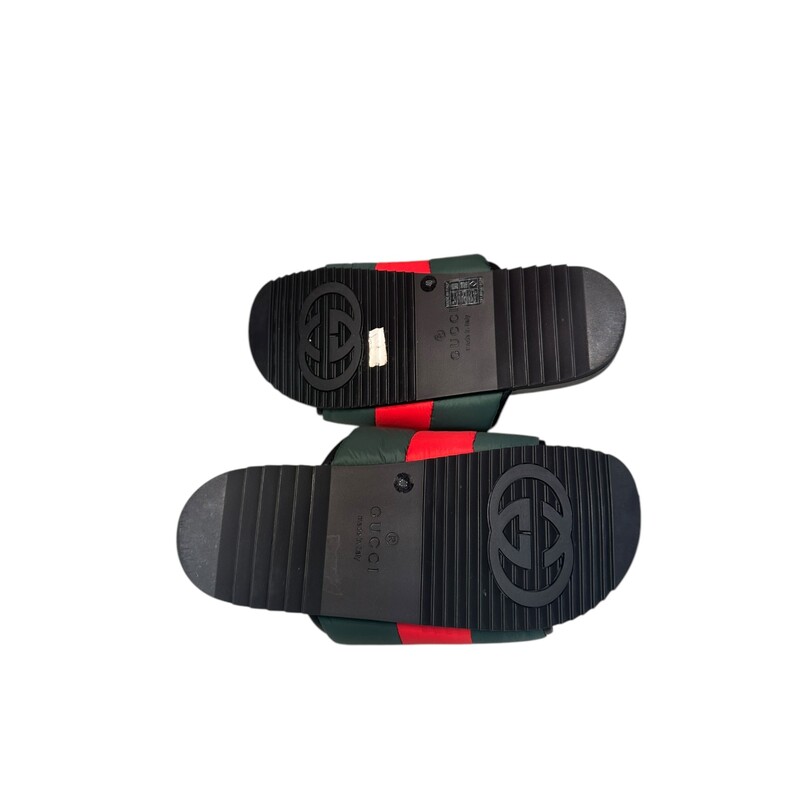 Gucci Padded Web Slides Green & Red<br />
<br />
Size: 40<br />
<br />
In excellent condition.<br />
<br />
Does not come with the original dust bag or box.