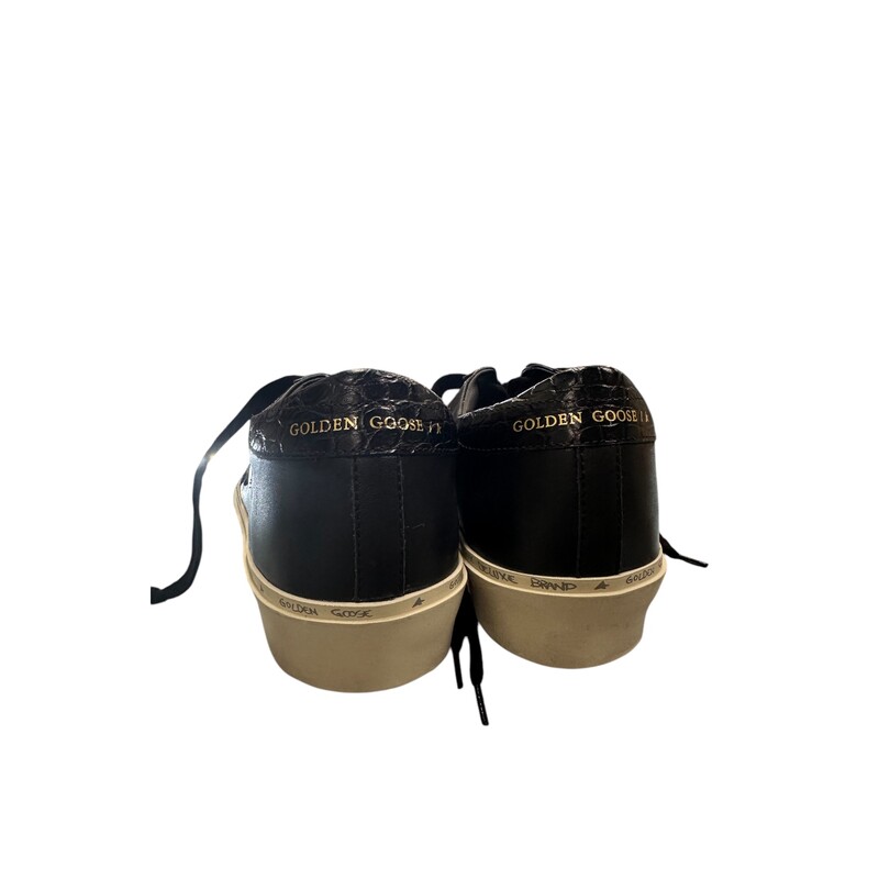 Golden Goose Hi-Star Sneakers Black Leather<br />
<br />
Size: 38<br />
<br />
Never worn in excellent condition.<br />
<br />
Comes with original dust bag and box.