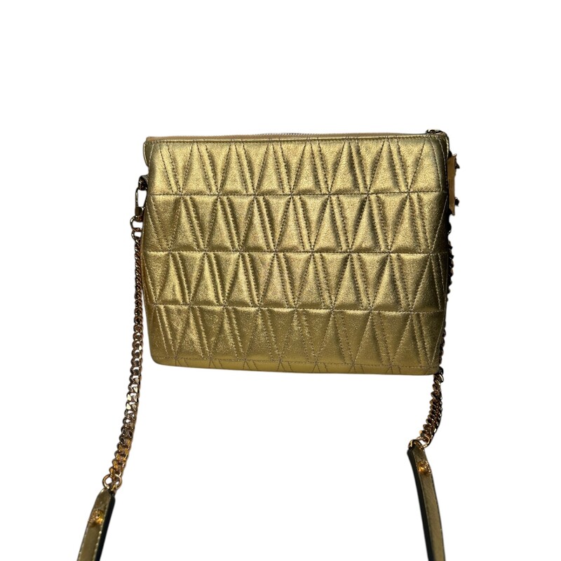 Versace Virtus Leather Shoulder Bag Golden Metallic<br />
<br />
Code: 045642C2786B81<br />
<br />
Dimensions:<br />
Base length: 10.25 in<br />
Height: 8.00 in<br />
Width: 2.00 in<br />
Drop: 18.00 in<br />
<br />
In very good condition. Light wear to the corners.<br />
<br />
Does not come with the original dust bag or box.