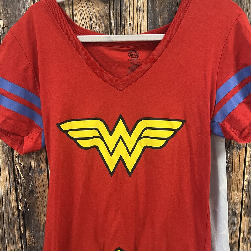 Wonder Womwn Shirt With C, Size: Xl