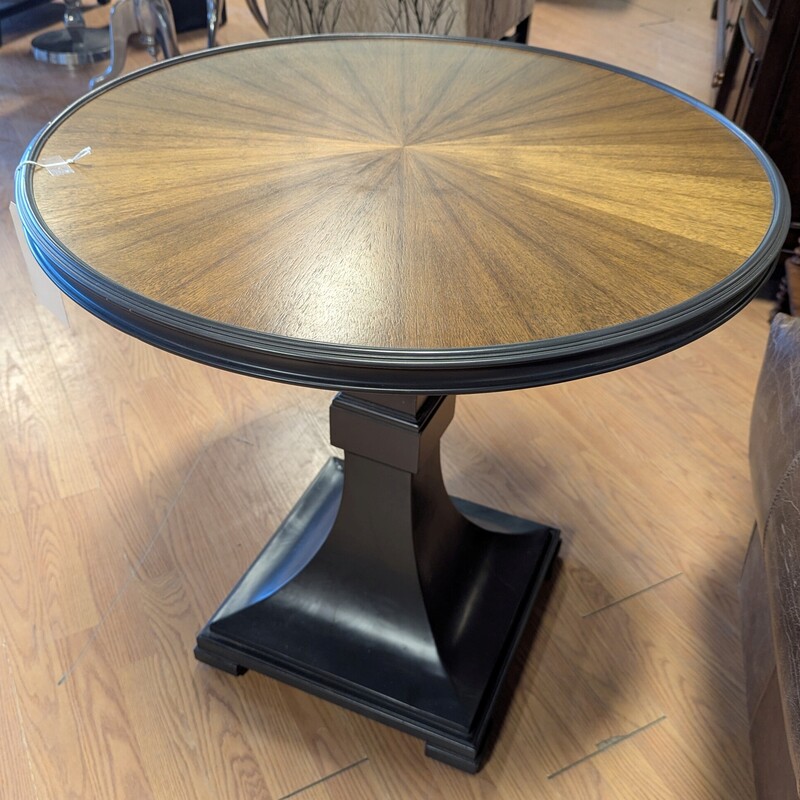 Charcoal Base, Round Wood Top, 28x28