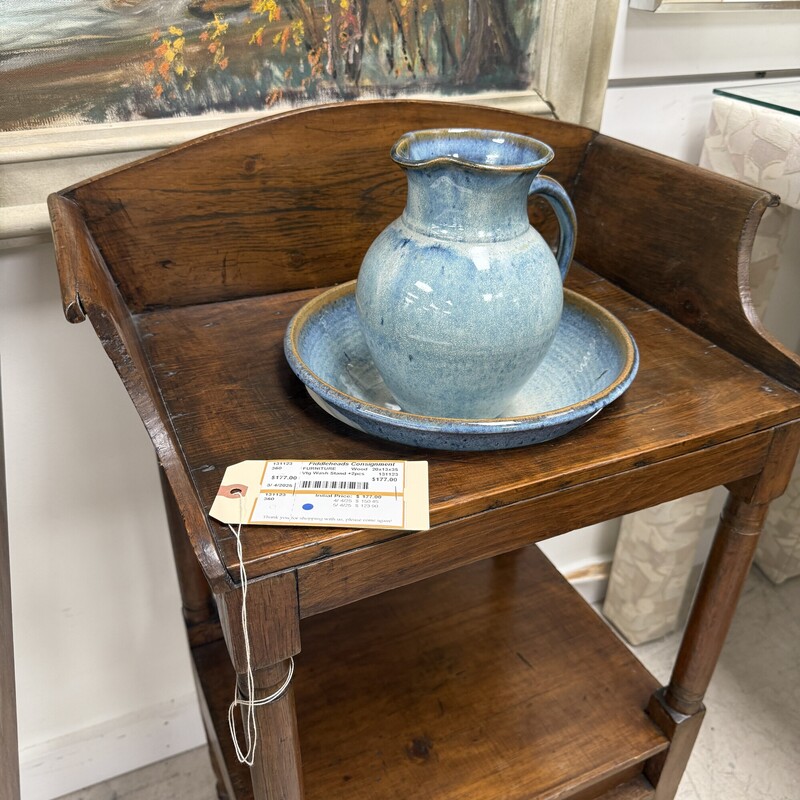 Vintage Wood Wash Stand, includes Pitcher and Basin<br />
Size: 20x13x35