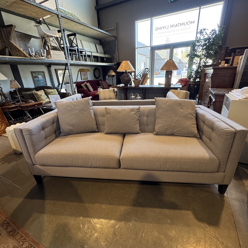 JL Strathmore Sofa