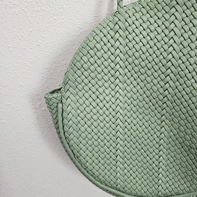 Anthropologie Woven, Mint, Size: Round