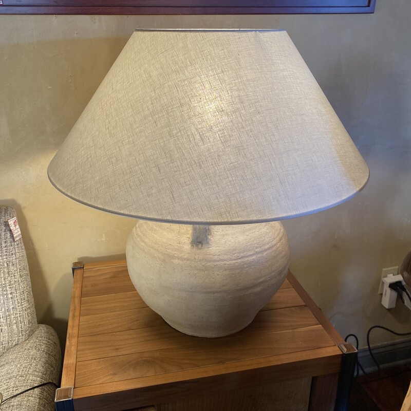 Clay Pot Base Lamp