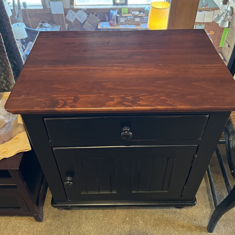 Black Rustic Side Table
One Drawer, One Door
Black Bottom, Wooden Top
26 Inches Wide, 18 Inches Deep, 29 Inches High