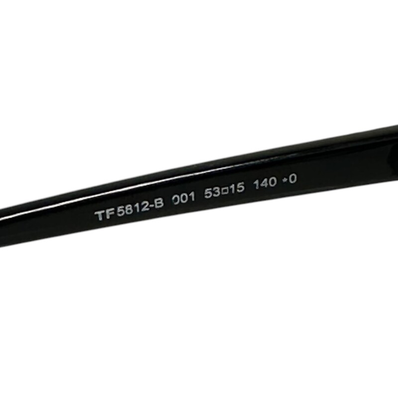 Tom Ford Blue Light Eye Glasses<br />
<br />
Style Code: TF5812-B<br />
<br />
In very good condition. Some minor straches on frames.<br />
<br />
Does come with original case and box.