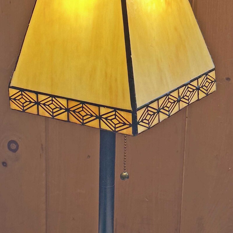 Stained Glass Lamp 24 In