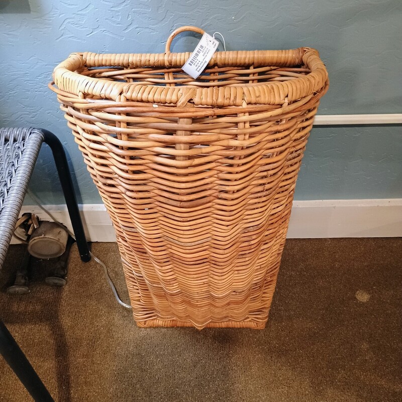 Large Wicker Wall Basket