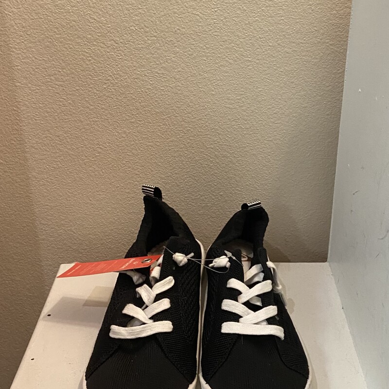 NWT Blk Msh Slip On Sneak<br />
Black<br />
Size: 11 R $54