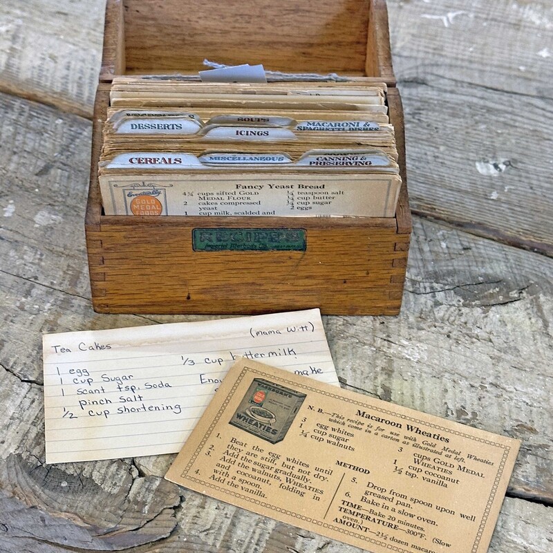 1940s Recipe Box
