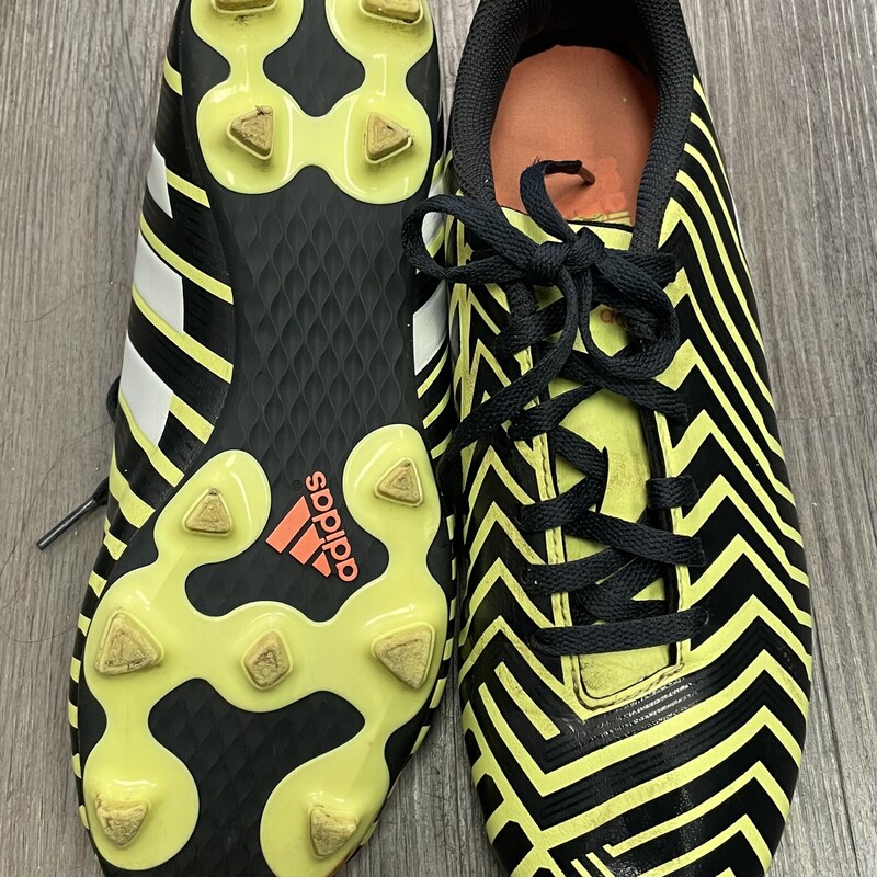 Adidas Soccer Cleats, Blk/yell, Size: 7.5Y Adult