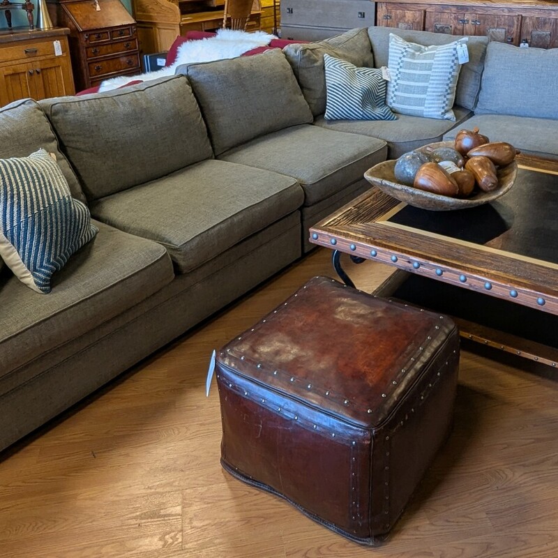 Pottery Barn Sectional, Gray, Size: 4pc
2 Armless Loveseats, 1 Armless, 1 Corner
10ft x 13ft x 39d x 35h x 24seat depth