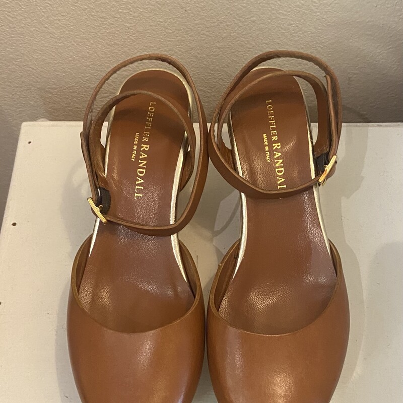 NEW Camel Lther Clog<br />
Camel<br />
Size: 8 R $262