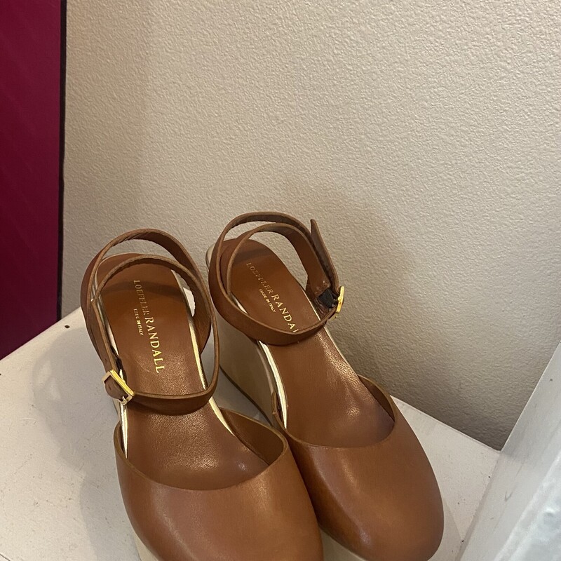 NEW Camel Lther Clog<br />
Camel<br />
Size: 8 R $262