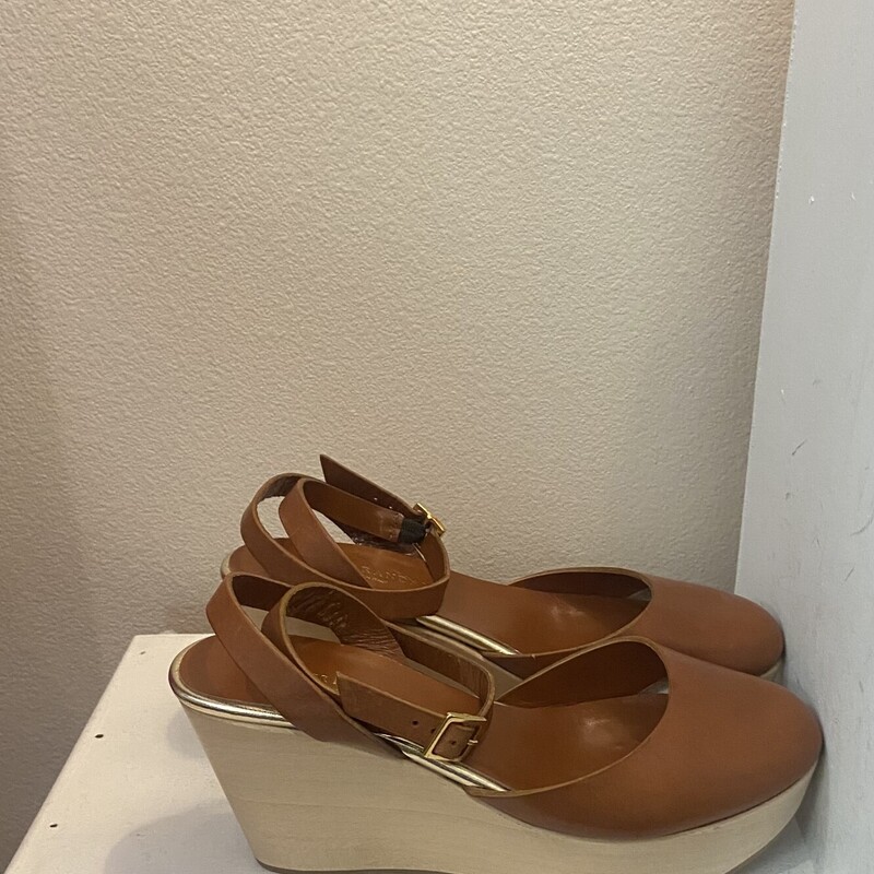 NEW Camel Lther Clog<br />
Camel<br />
Size: 8 R $262