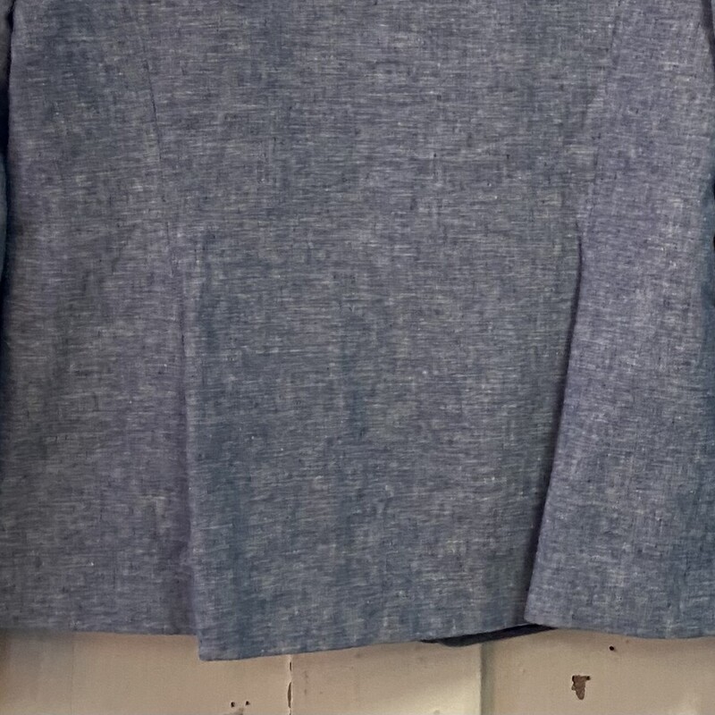 Chambr Rff Linen Blazer<br />
Chambray<br />
Size: 10 R$185