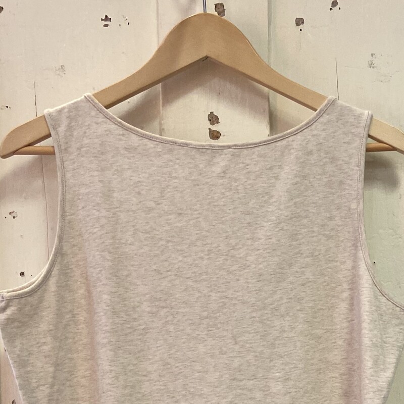 Oat Sheer Trim Tank<br />
Oat<br />
Size: L R $49