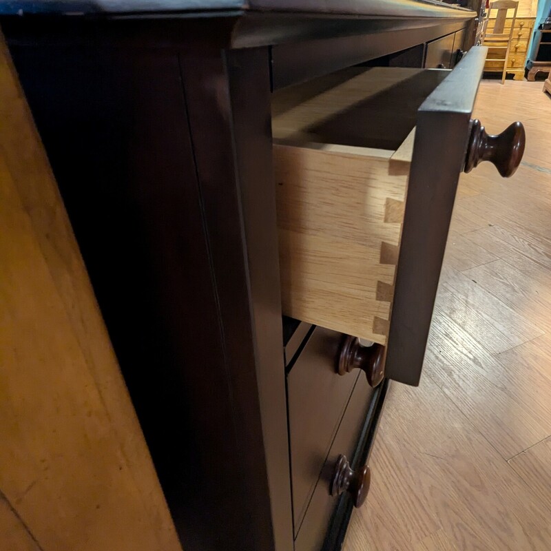 Pottery Barn Catalina, DkStn, 7 Drawer
56 x 18 x 31h