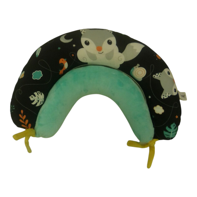 Tummy Time Pillow, Gear

Located at Pipsqueak Resale Boutique inside the Vancouver Mall, Suite 230, (upstairs between Round 1 and Golds Gym) or online at: #pipsqueakresale

All items are photographed prior to being steamed. Cross posted, items are located at #PipsqueakResaleBoutique, payments accepted: cash, paypal & credit cards. Any flaws will be described in the comments. More pictures available with link above. Local pick up available at the #VancouverMall, tax will be added (not included in price), shipping available (not included in price, *starts at $9.99; please contact regarding shipment of toys or other larger items), item can be placed on hold with communication, message with any questions. Join Pipsqueak Resale - Online to see all the new items! Follow us on IG @pipsqueakresale / Facebook @pipsqueakresaleboutique & Thanks for looking! Due to the nature of consignment, any known flaws will be described; ALL SHIPPED SALES ARE FINAL. All items are currently located inside Pipsqueak Resale Boutique as a store front items purchased on location before items are prepared for shipment will be refunded.

#resalerocks #shopsmall #pipsqueakresale #shopvanmall #vancouverwa #portland #reusereducerecycle #fashiononabudget #chooseused #consignment #savemoney #shoplocal #weship  #shopvanmall #vancouvermall #vancouver #vancouverwashington #keepusopen #shoplocalonline #resale #resaleboutique #mommyandme #minime #fashion #reseller #usedclothing #usedtoys #secondhand #consign #store #clothes #womensclothes #kidsclothes #shopvancouvermall