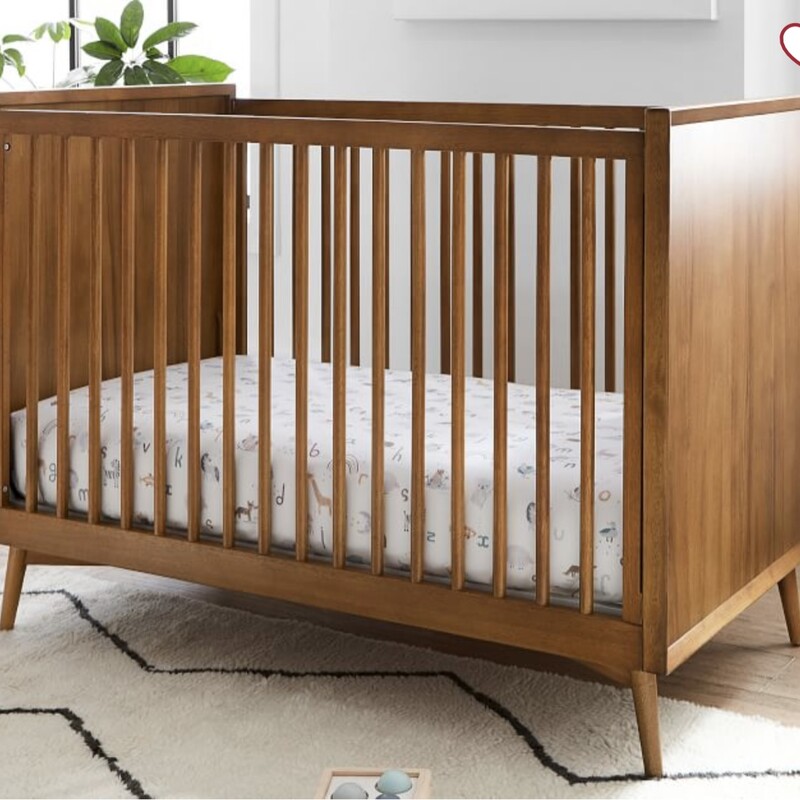 Pottery Barn Kids Cuna Mid Century Crib & Toddler Bed Conversion Kit, Wooden, Size: 2019<br />
Colour: Acorn<br />
No Mattress