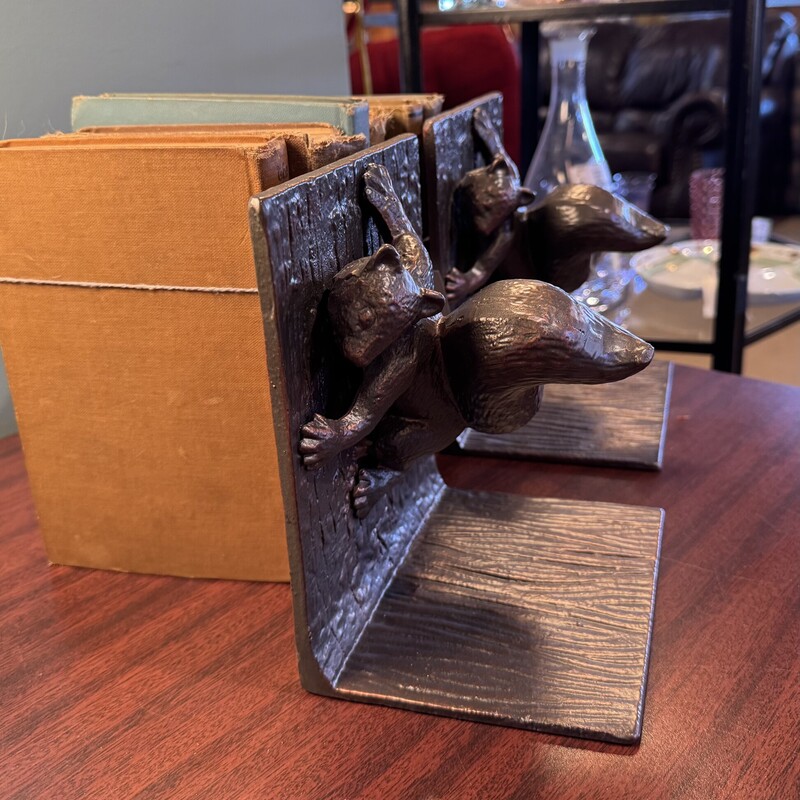 Squirrel Book Ends