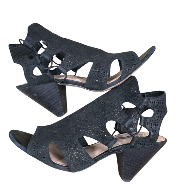 Vince Camuto, Black, Size: 9.5