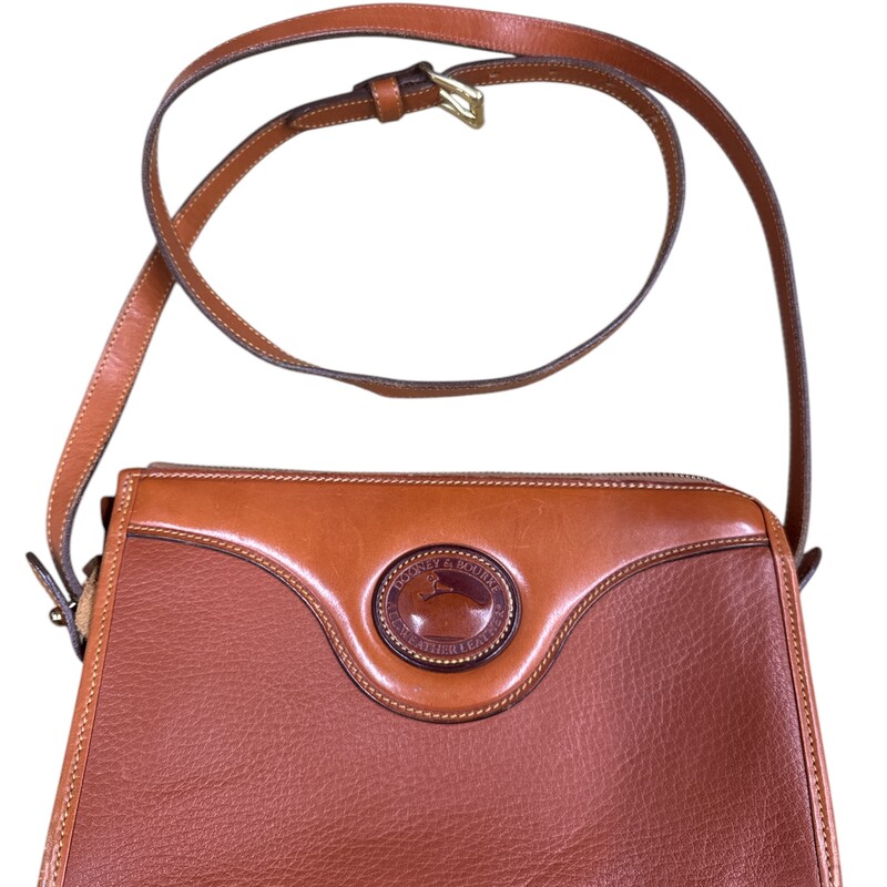 Dooney & Bourke, Brown, Size: S