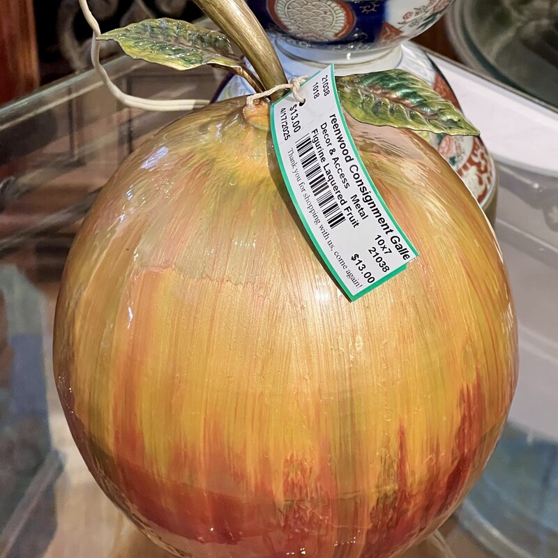 Figurine Laquered Fruit