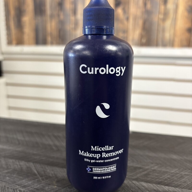 Curology Make-Up Remover